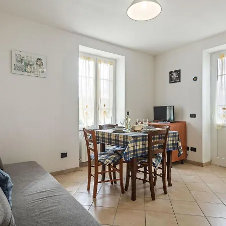 Feriehus Simplistic Holiday In With Garden Moneglia