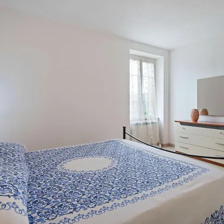 Feriehus Simplistic Holiday In With Garden *